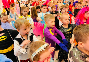 "Roztańczony karnawał" - bal w gr. XI