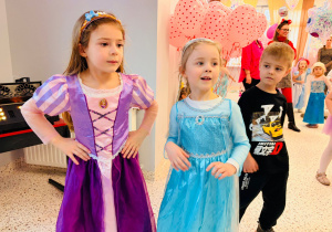 "Roztańczony karnawał" - bal w gr. XI