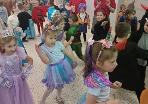 „Magiczny Bal Karnawałowo – Walentynkowy w Grupie IV”