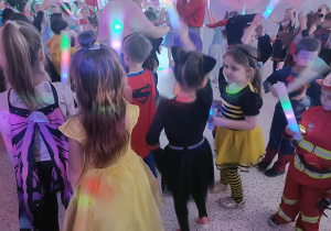 „Magiczny Bal Karnawałowo – Walentynkowy w Grupie IV”