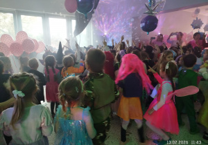 "Niech żyje bal!"- walentynkowy bal karnawałowy w gr. XII