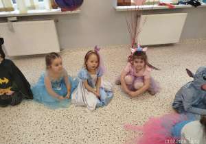 "Niech żyje bal!"- walentynkowy bal karnawałowy w gr. XII