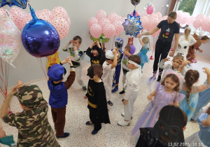 "Niech żyje bal!"- walentynkowy bal karnawałowy w gr. XII