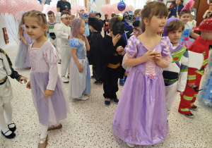 "Niech żyje bal!"- walentynkowy bal karnawałowy w gr. XII