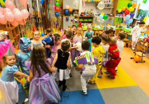 "Niech żyje bal!"- walentynkowy bal karnawałowy w gr. XII