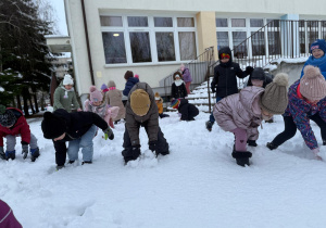 „Zima pełna magii” – projekt edukacyjny w gr. IV