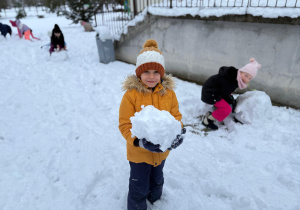 „Zima pełna magii” – projekt edukacyjny w gr. IV