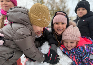 „Zima pełna magii” – projekt edukacyjny w gr. IV