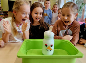 „Zima pełna magii” – projekt edukacyjny w gr. IV - ciąg dalszy