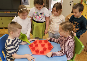 „Zima pełna magii” – projekt edukacyjny w gr. IV - ciąg dalszy