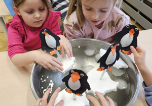 „Zima pełna magii” – projekt edukacyjny w gr. IV - ciąg dalszy