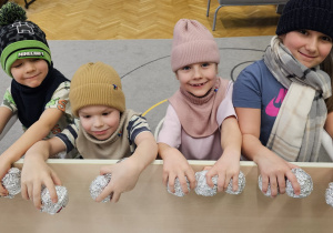 „Zima pełna magii” – projekt edukacyjny w gr. IV - ciąg dalszy