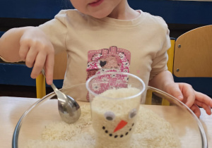 „Mali badacze zimy” – podsumowanie projektu w gr. I