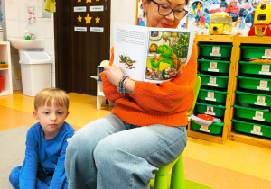 „Czytanie łączy pokolenia”- projekt czytelniczy w gr. XII