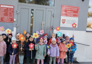 W bibliotece gościliśmy – wielki świat książek odkryliśmy - grupa X.