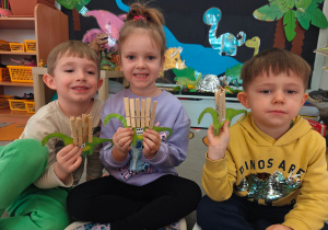 "Tajemnice prehistorycznego świata dinozaurów"-czyli projekt edukacyjny w grupie II