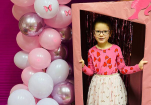 "Herbaciana niespodzianka"- Dzień Kobiet w gr. VI