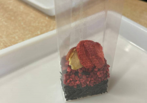 "Herbaciana niespodzianka"- Dzień Kobiet w gr. VI