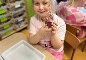 "Herbaciana niespodzianka"- Dzień Kobiet w gr. VI