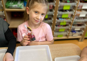 "Herbaciana niespodzianka"- Dzień Kobiet w gr. VI