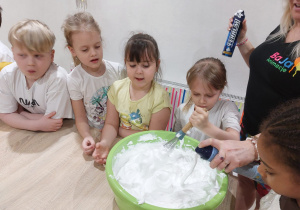 ,,Dzień Kobiet w sali animacyjnej BaJa” – grupa V