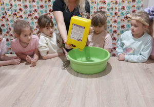 ,,Dzień Kobiet w sali animacyjnej BaJa” – grupa V