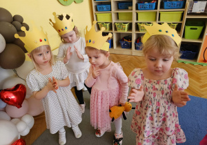 Dzień Kobiet w maluszkach- grupa I