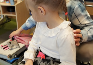 Salon pięknych fryzur w grupie X na DZIEŃ KOBIET