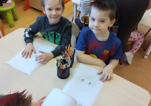 Salon pięknych fryzur w grupie X na DZIEŃ KOBIET