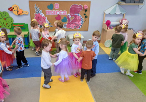 Dzień Kobiet w grupie IX