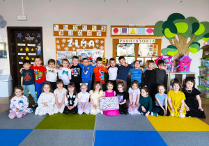 Świętujemy Dzień Kobiet w gr. XI i XII