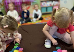 "Słoik pozytywnych myśli"- Dzień Kobiet w grupie VII