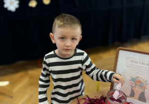 "Słoik pozytywnych myśli"- Dzień Kobiet w grupie VII