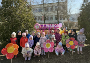 "Słoik pozytywnych myśli"- Dzień Kobiet w grupie VII