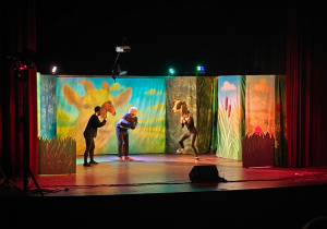 „Magiczny Świat Pana Andersena”- przedstawienie teatralne w KCK (gr. II,III,VI,X)