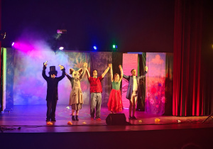 „Magiczny Świat Pana Andersena”- przedstawienie teatralne w KCK (gr. II,III,VI,X)