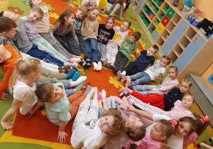 Dzień Kolorowej Skarpetki – grupa IV i V