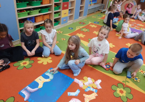 Dzień Kolorowej Skarpetki – grupa IV i V