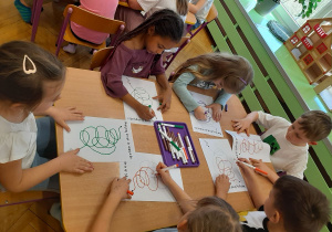 Dzień Kolorowej Skarpetki – grupa IV i V