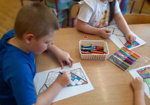 Dzień Kolorowej Skarpetki – grupa IV i V