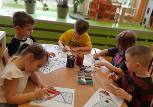 Dzień Kolorowej Skarpetki – grupa IV i V