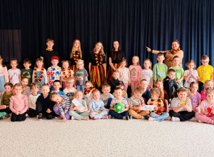 „UCZNIOWIE ZAMIAST NAUCZYCIELI...”- czyli niezwykła lekcja języka niemieckiego w gr. XI i XII z uczniami ze Szkoły Podstawowej nr 1 im. Zofii Urbanowskiej w Koninie