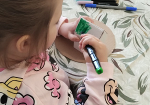 ZAJĄCZKOWE MIASTECZKO I MAGICZNE JAJO – Wielkanocne Warsztaty grupy X w Głodnie.