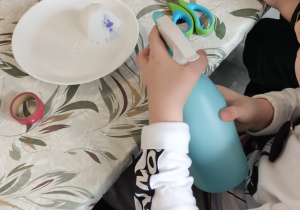 ZAJĄCZKOWE MIASTECZKO I MAGICZNE JAJO – Wielkanocne Warsztaty grupy X w Głodnie.