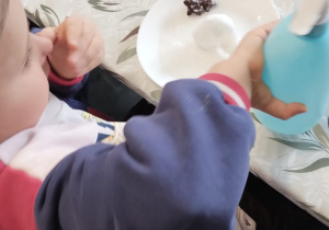 ZAJĄCZKOWE MIASTECZKO I MAGICZNE JAJO – Wielkanocne Warsztaty grupy X w Głodnie.