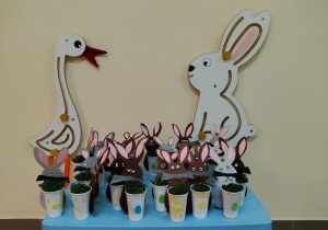 Wielkanocne zabawy plastyczne w grupie IX
