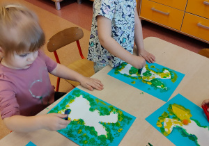 Wielkanocne zabawy plastyczne w grupie IX