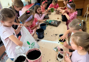 Projekt edukacyjny ,Witaj wiosno!"