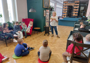 ,,Spotkanie z Książką” – Wycieczka do Biblioteki grupy IV i V
