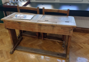 ,,Spotkanie z Książką” – Wycieczka do Biblioteki grupy IV i V